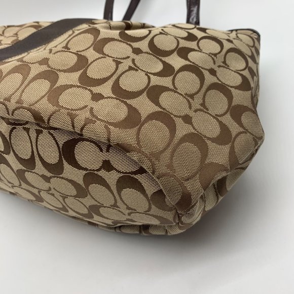 Coach Signature Khaki Canvas Devin Shoulder Bag F28503 - Picture 7 of 12